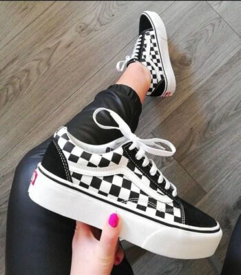 Old Skool Checker Plataforma