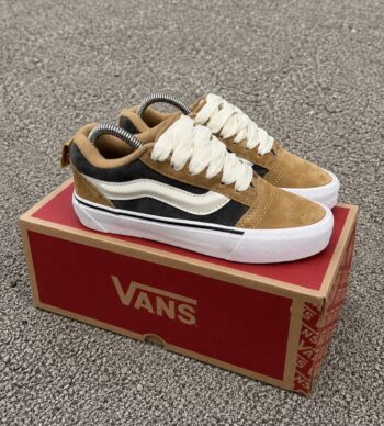 Vans KNU